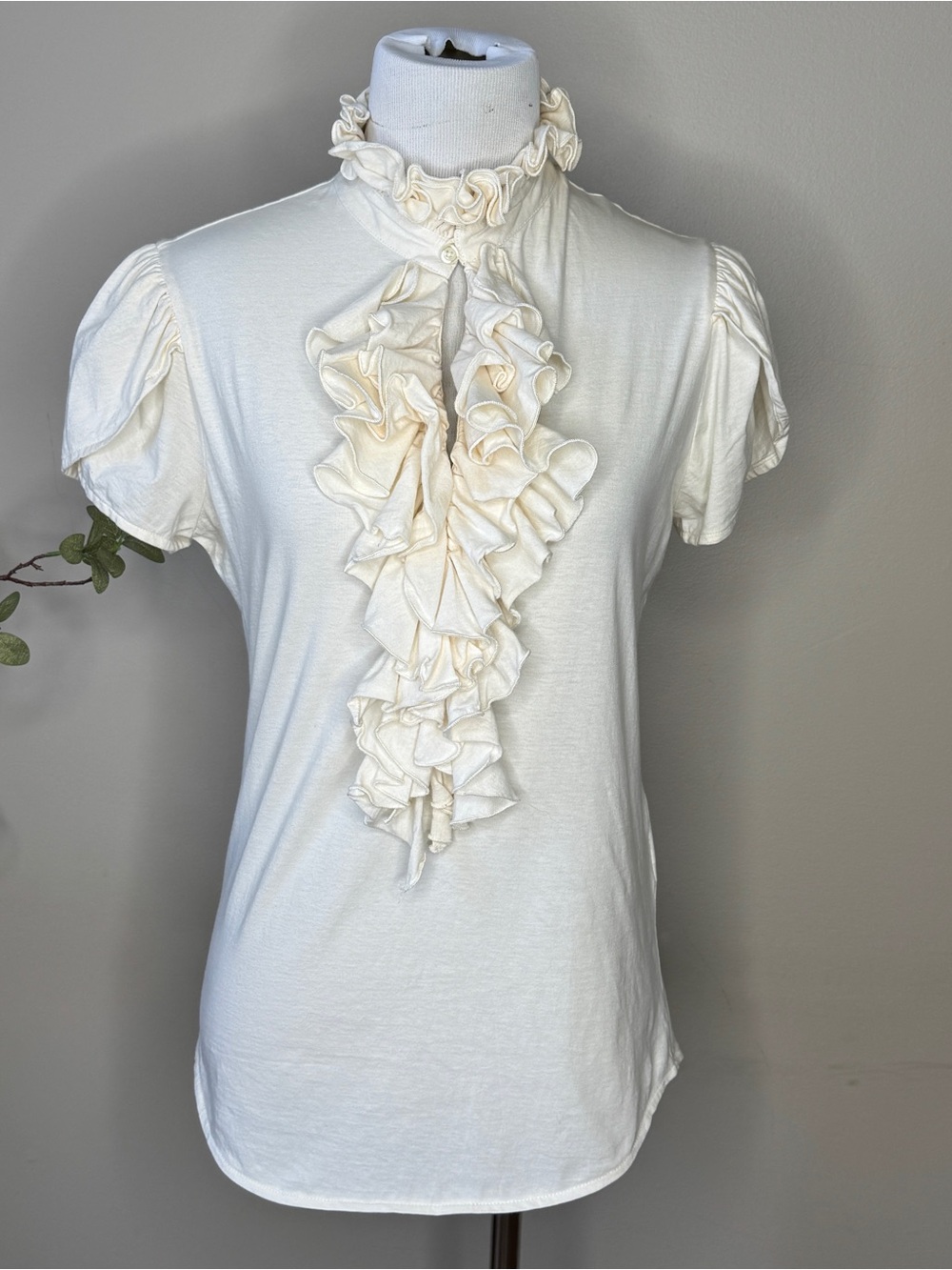 Y2K Ralph Lauren Ruffled Neckline Button Top Shirt Ivory sz Medium Short Sleeves